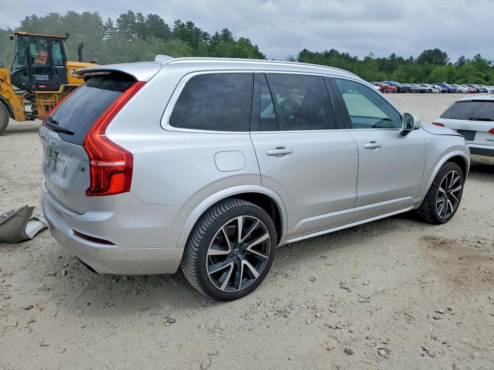 2020 VOLVO XC90 T6 MOMENTUM 3
