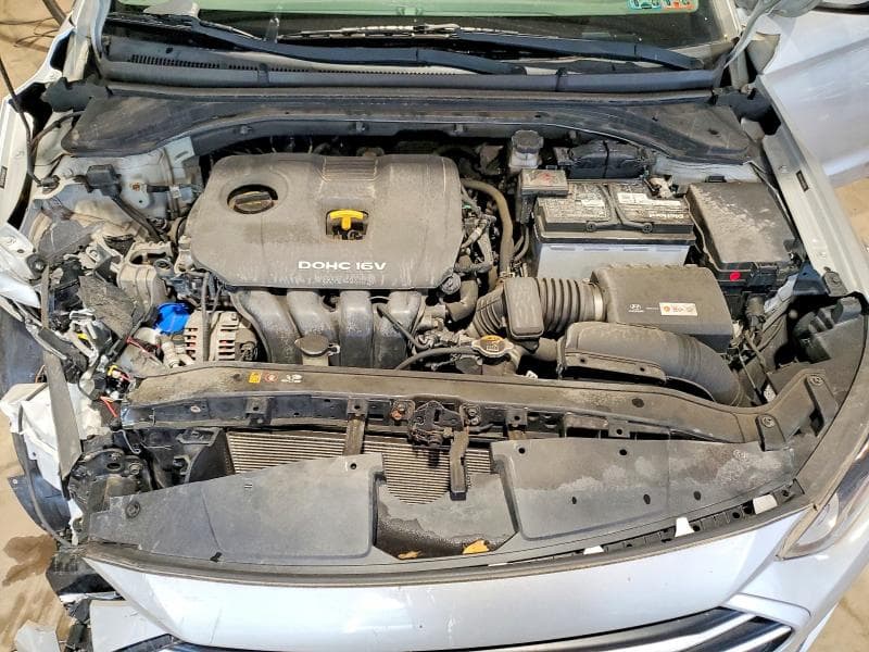 2017 HYUNDAI ELANTRA 11