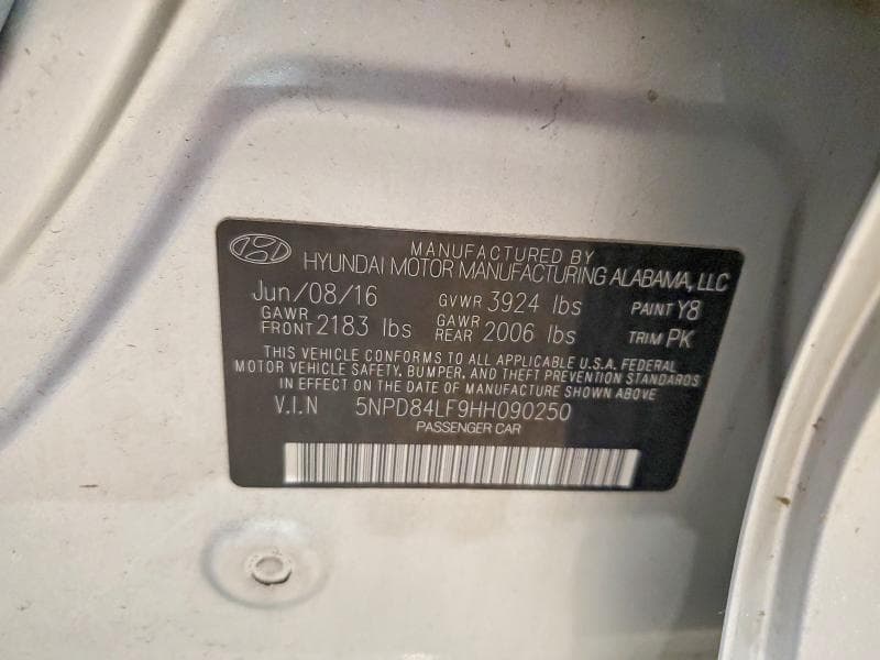 2017 HYUNDAI ELANTRA 12