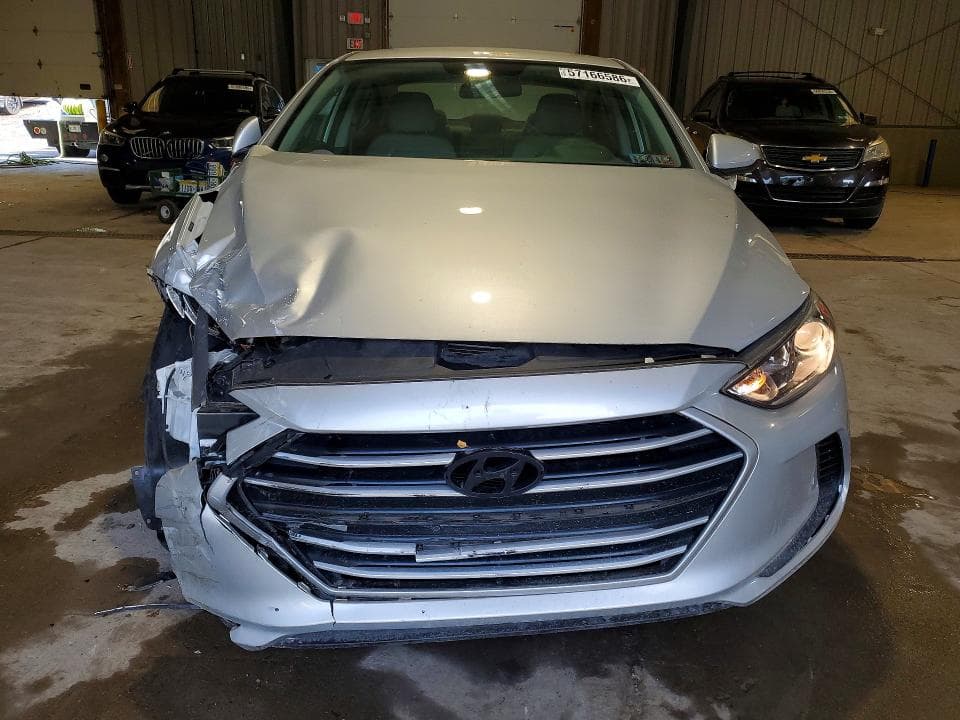 2017 HYUNDAI ELANTRA 5