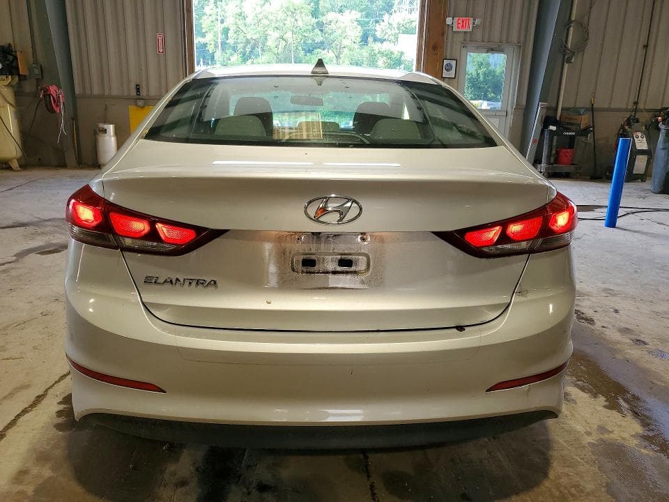 2017 HYUNDAI ELANTRA 6