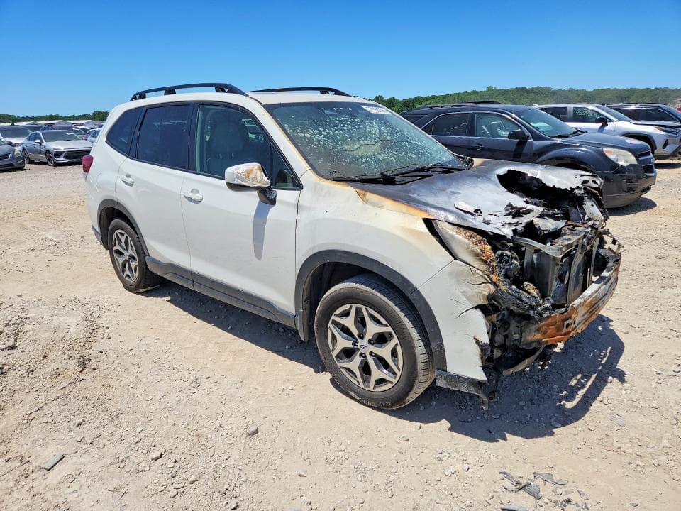 2023 SUBARU FORESTER PREMIUM 4