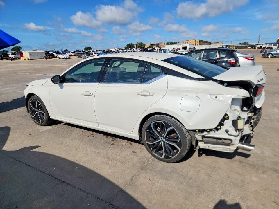 2024 NISSAN ALTIMA SR SR 2