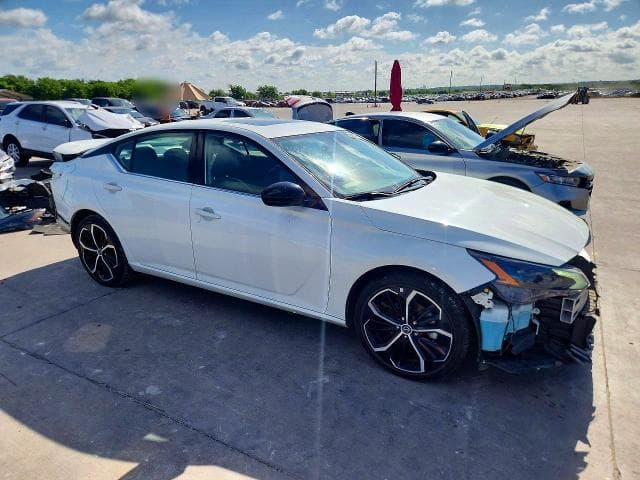 2024 NISSAN ALTIMA SR SR 4