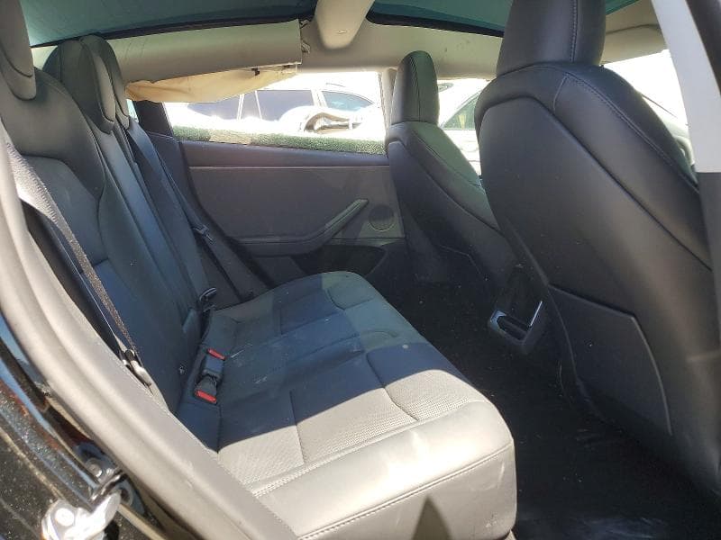 2026 TESLA MODEL 3 10