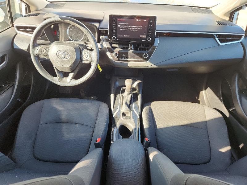 2021 TOYOTA COROLLA LE 8