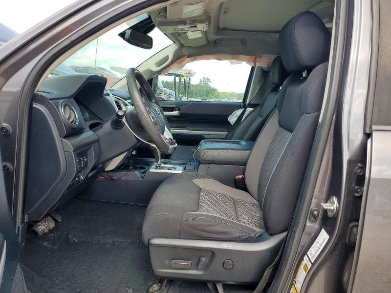 2019 TOYOTA TUNDRA SR5 SR5 7