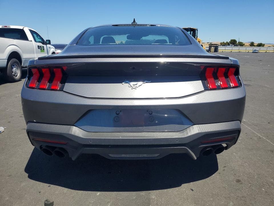 2025 FORD MUSTANG 6