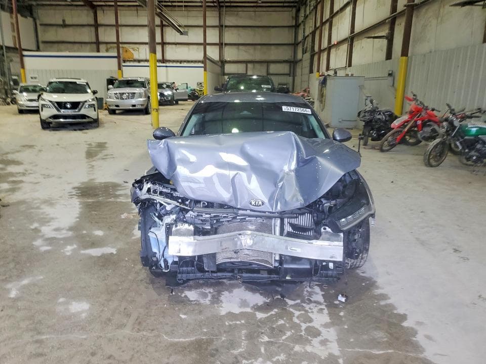2021 KIA K5 LXS 5