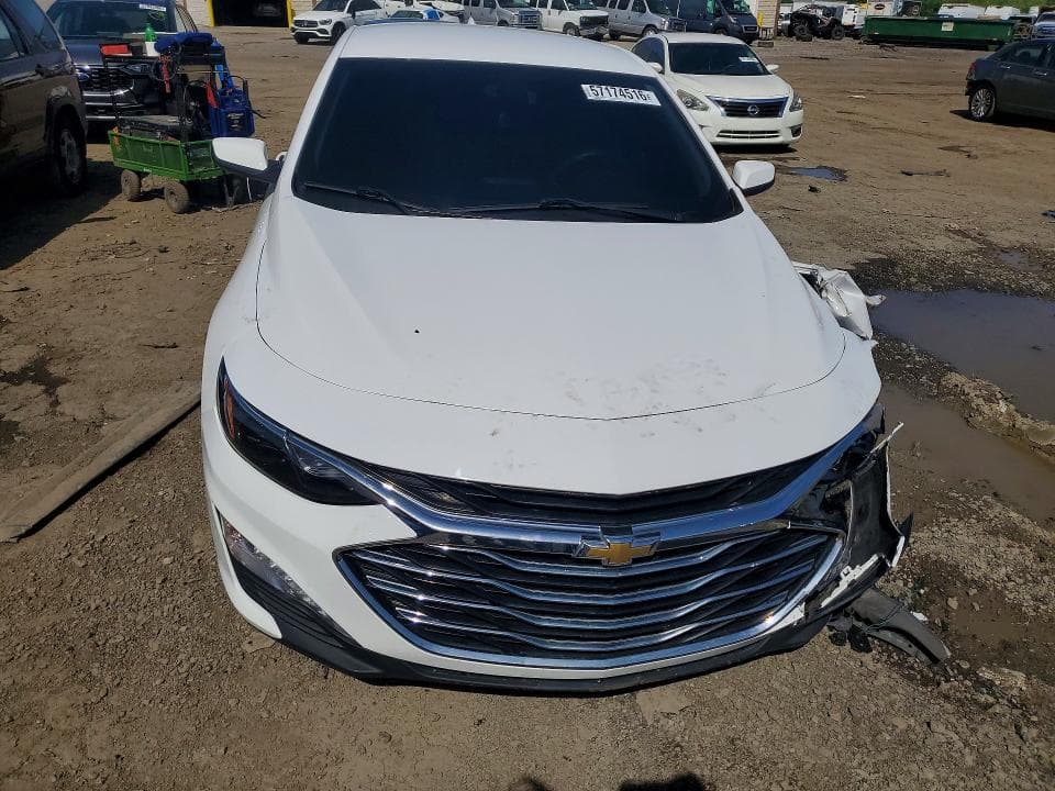 2019 CHEVROLET MALIBU LT 5