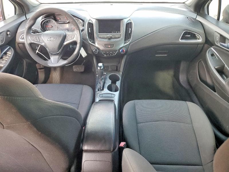 2019 CHEVROLET CRUZE LT 8