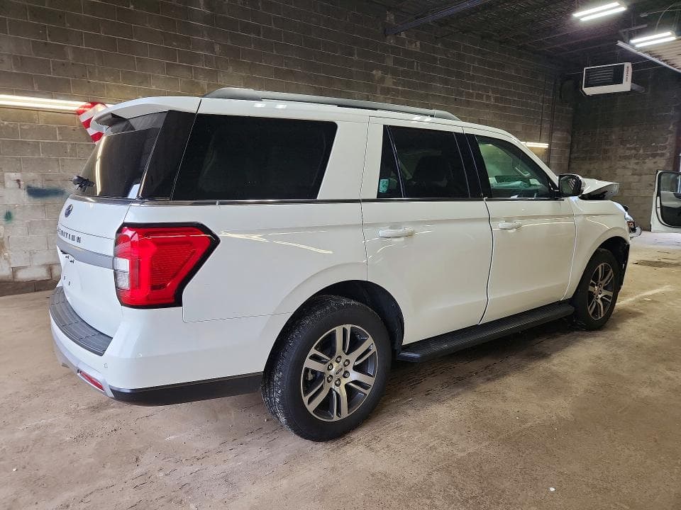 2024 FORD EXPEDITION XLT 3