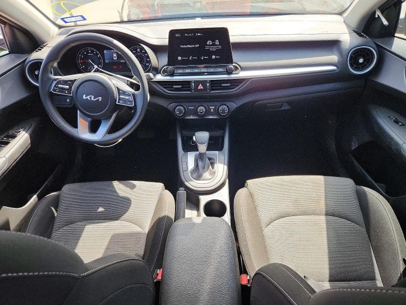 2023 KIA FORTE LXS 8