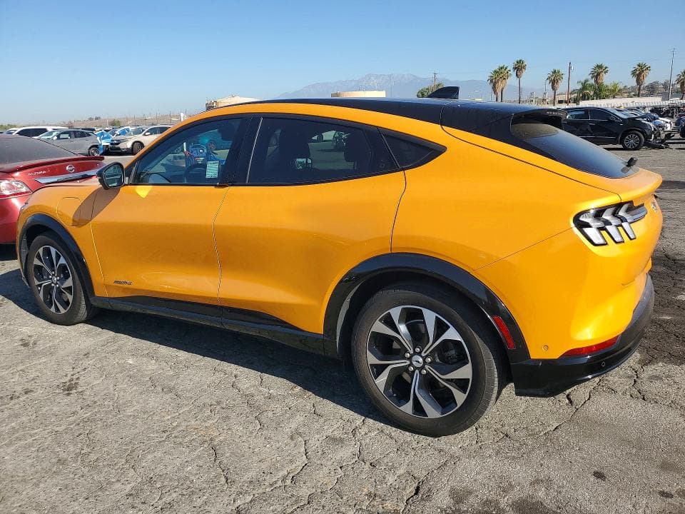 2023 FORD MUSTANG MACH-E PREMIUM 2