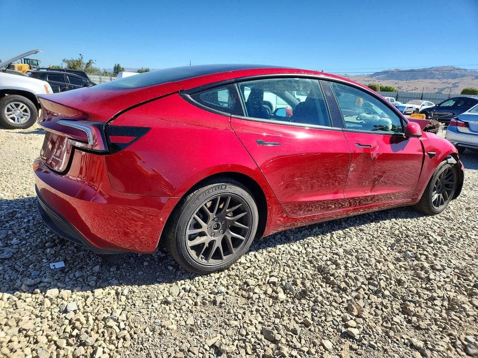 2024 TESLA MODEL 3 3