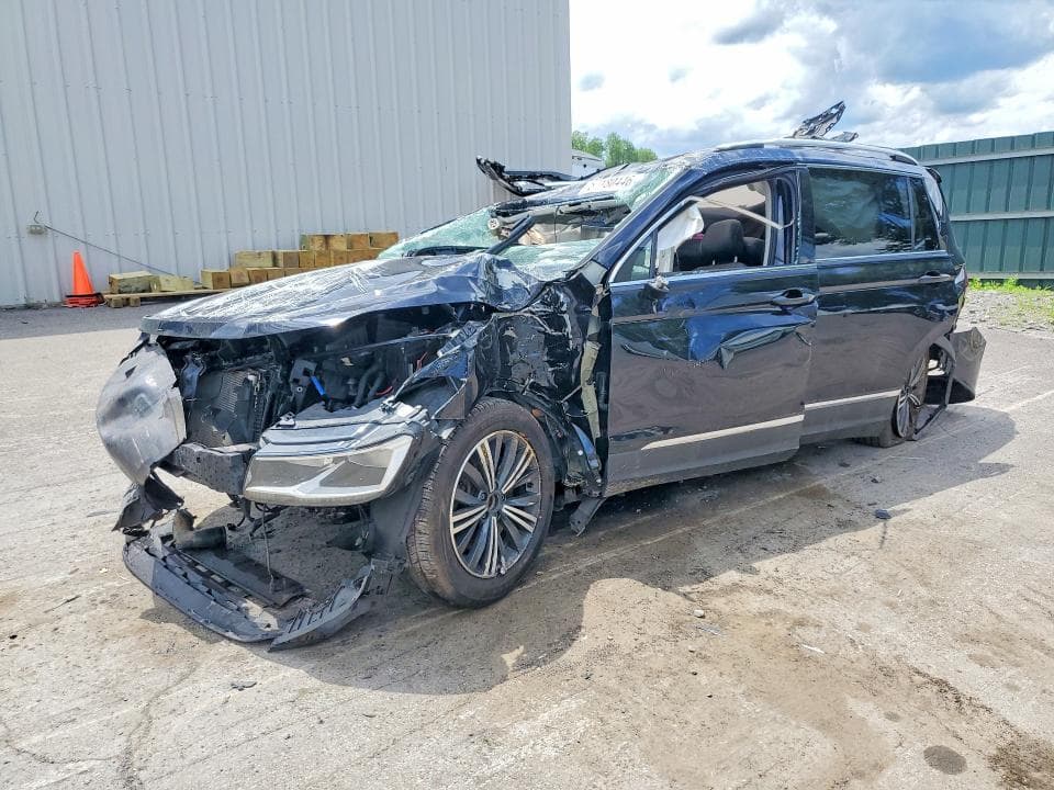 2018 VOLKSWAGEN TIGUAN SE - 1