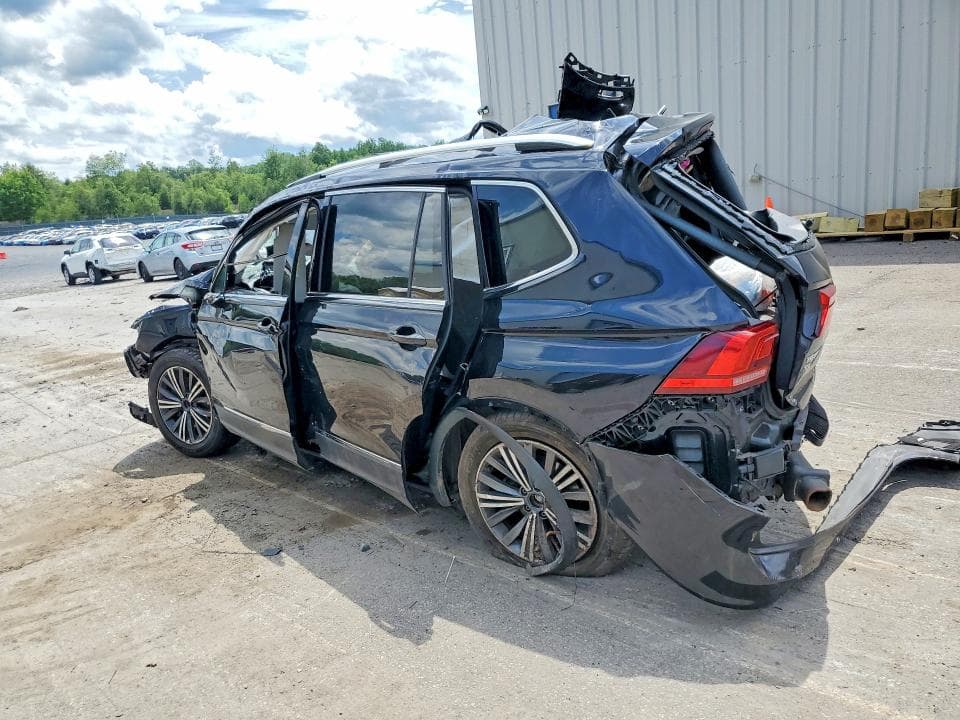 2018 VOLKSWAGEN TIGUAN SE 2