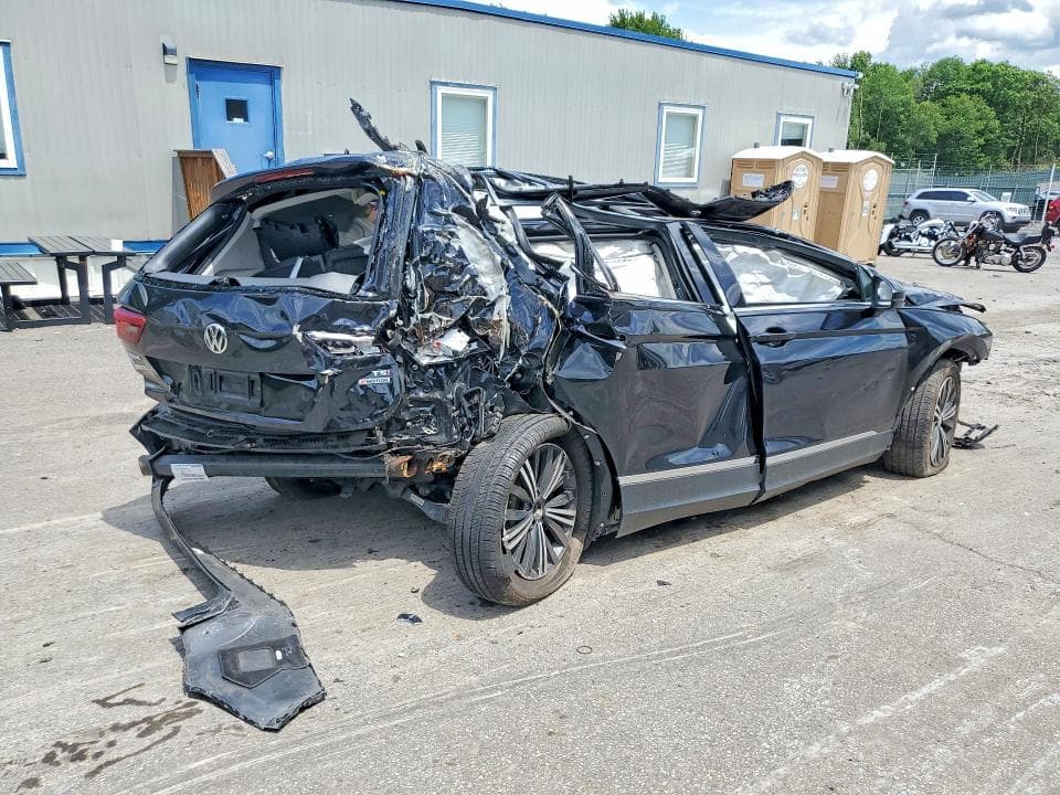 2018 VOLKSWAGEN TIGUAN SE 3