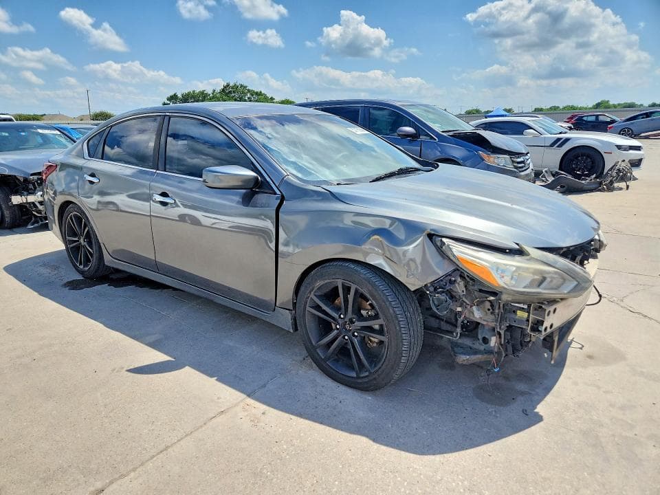 2018 NISSAN ALTIMA 2.5 SR 4