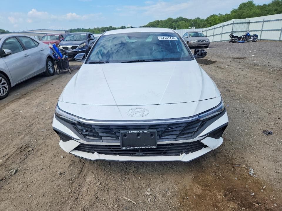 2025 HYUNDAI ELANTRA SEL SPORT 5
