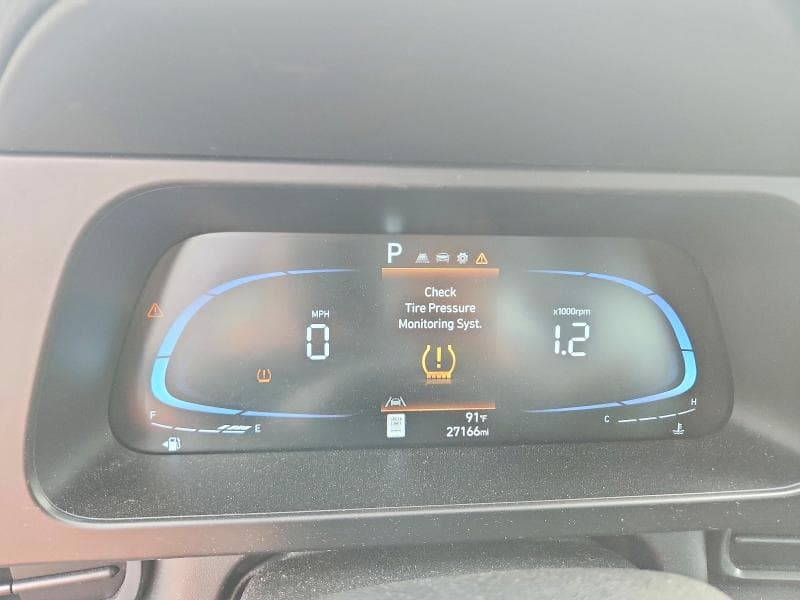 2025 HYUNDAI ELANTRA SEL SPORT 9