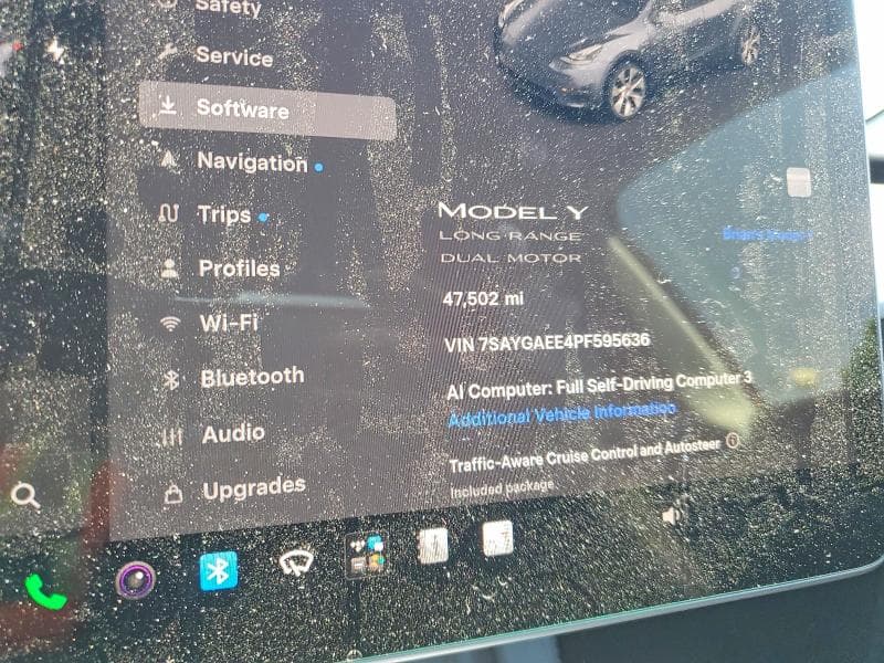 2023 TESLA MODEL Y 9