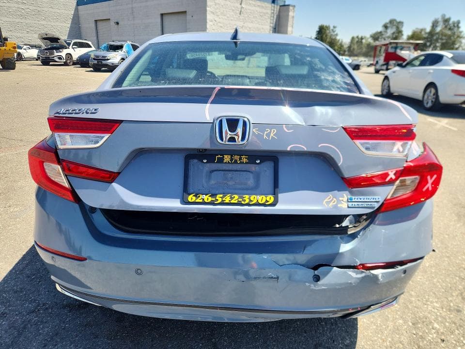 2022 HONDA ACCORD TOURING HYBRID 6