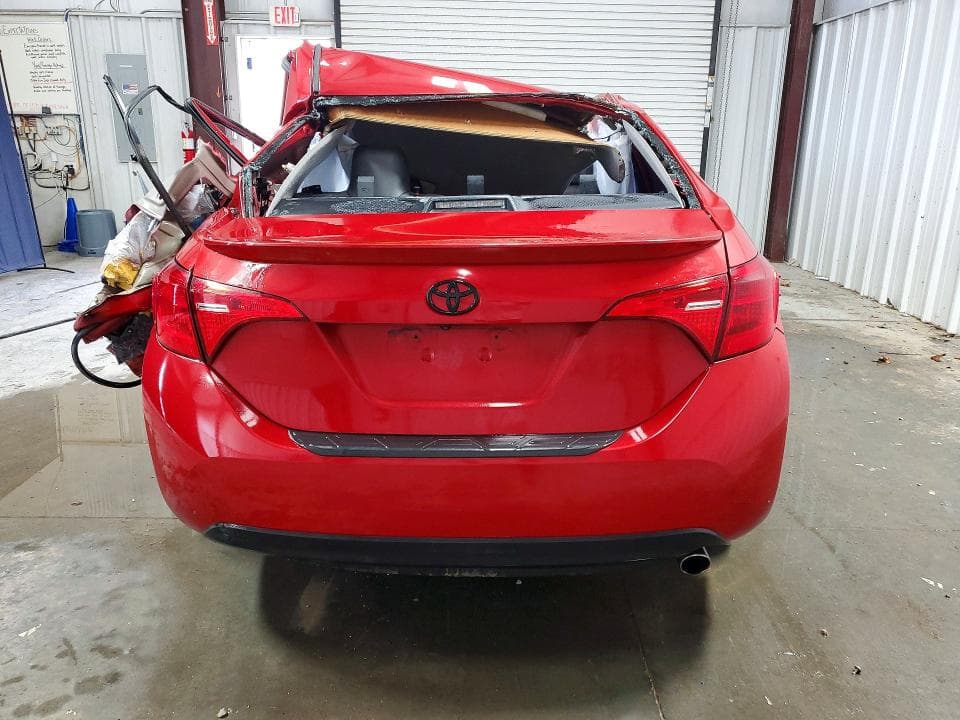 2017 TOYOTA COROLLA SE 6