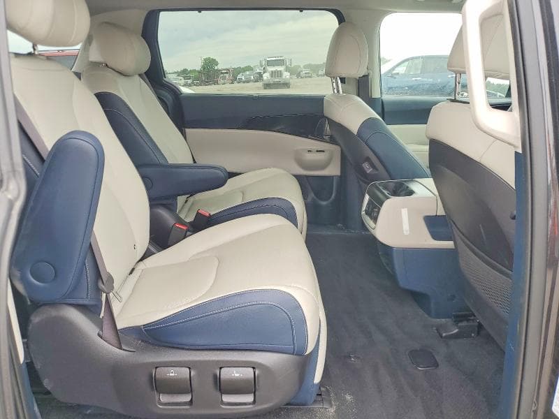 2025 KIA CARNIVAL HYBRID SX PRESTIGE 10
