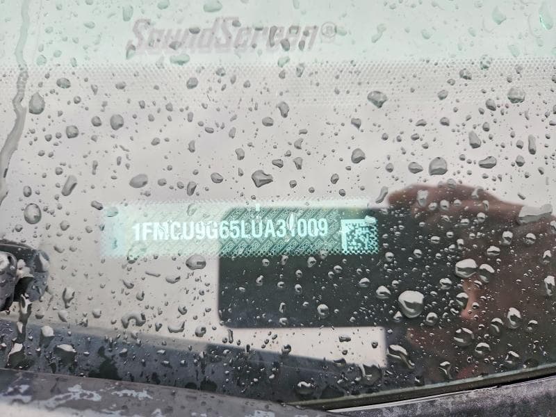 2020 FORD ESCAPE SE 13