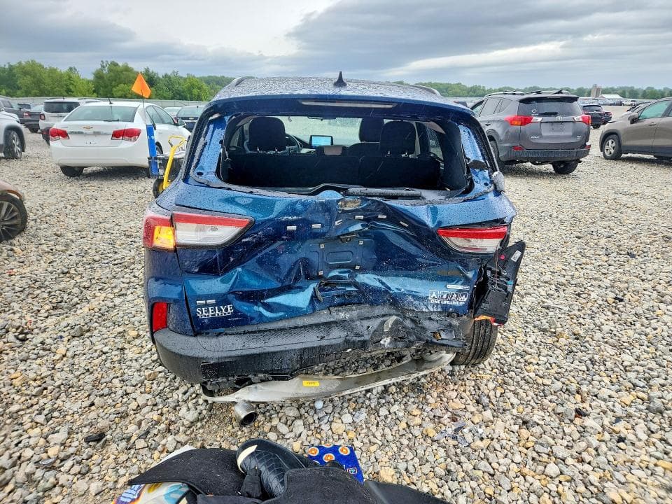 2020 FORD ESCAPE SE 6