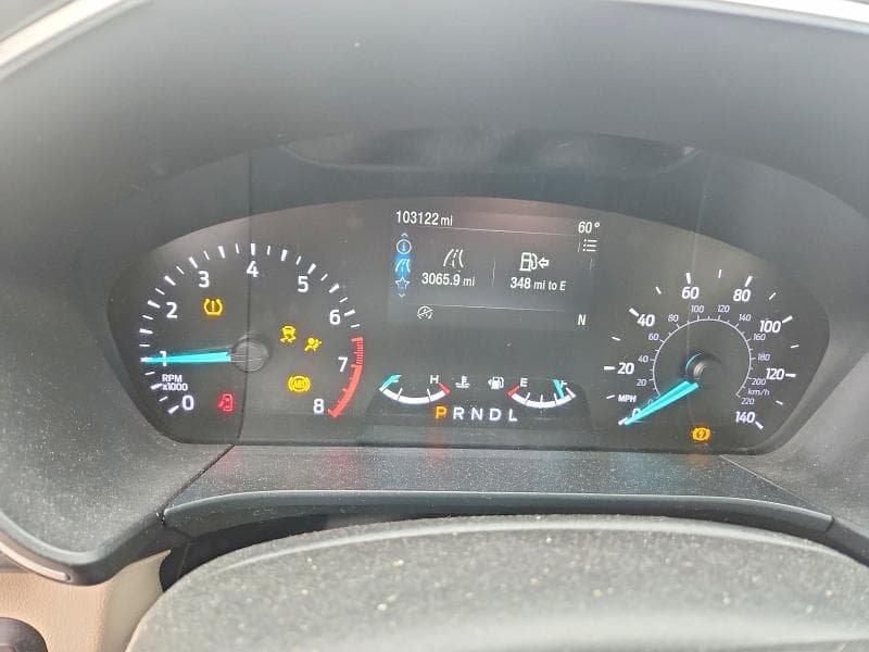 2020 FORD ESCAPE SE 9