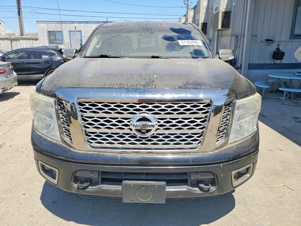 2017 NISSAN TITAN PLATINUM RESERVE PLATINUM RESERVE 5