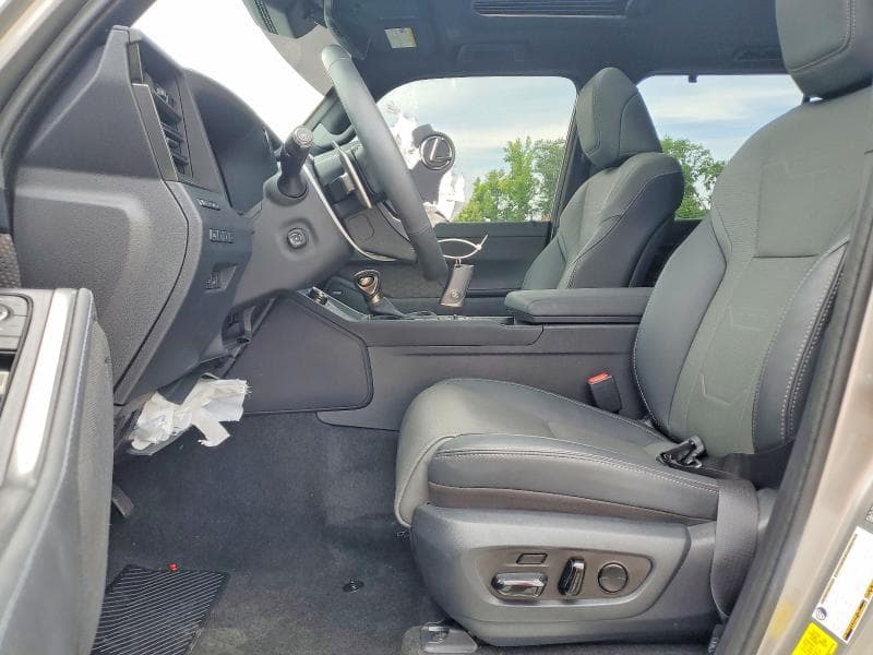 2025 LEXUS GX 550 LUXURY LUXURY 8