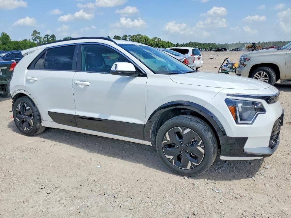2024 KIA NIRO WIND 4