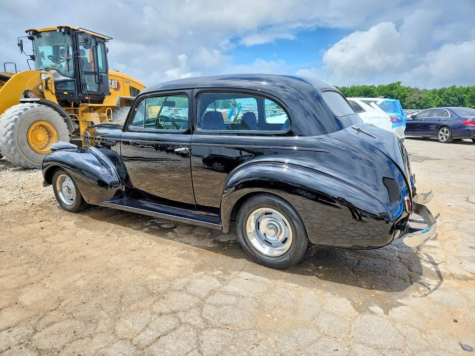 1940 CHEVROLET MASTER DELUXE 2