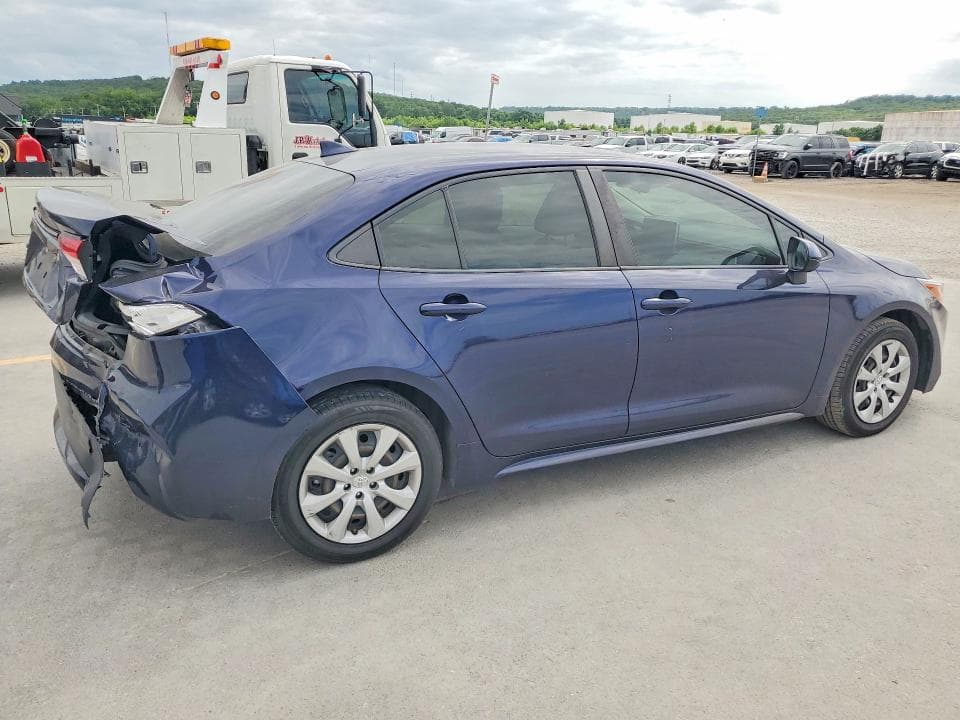 2021 TOYOTA COROLLA LE 3