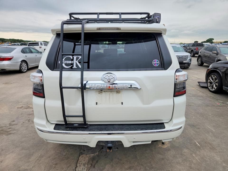 2020 TOYOTA 4RUNNER LIMITED 6