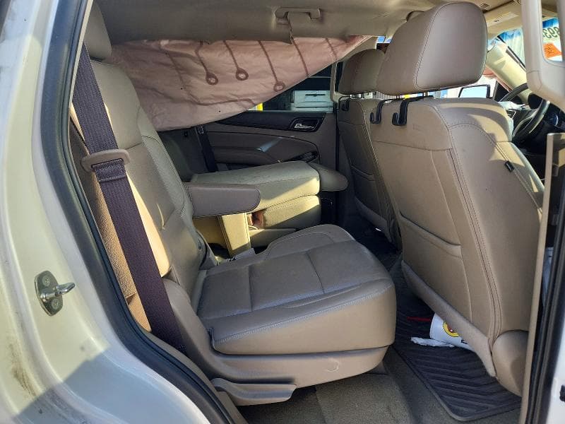 2017 GMC YUKON SLT 11