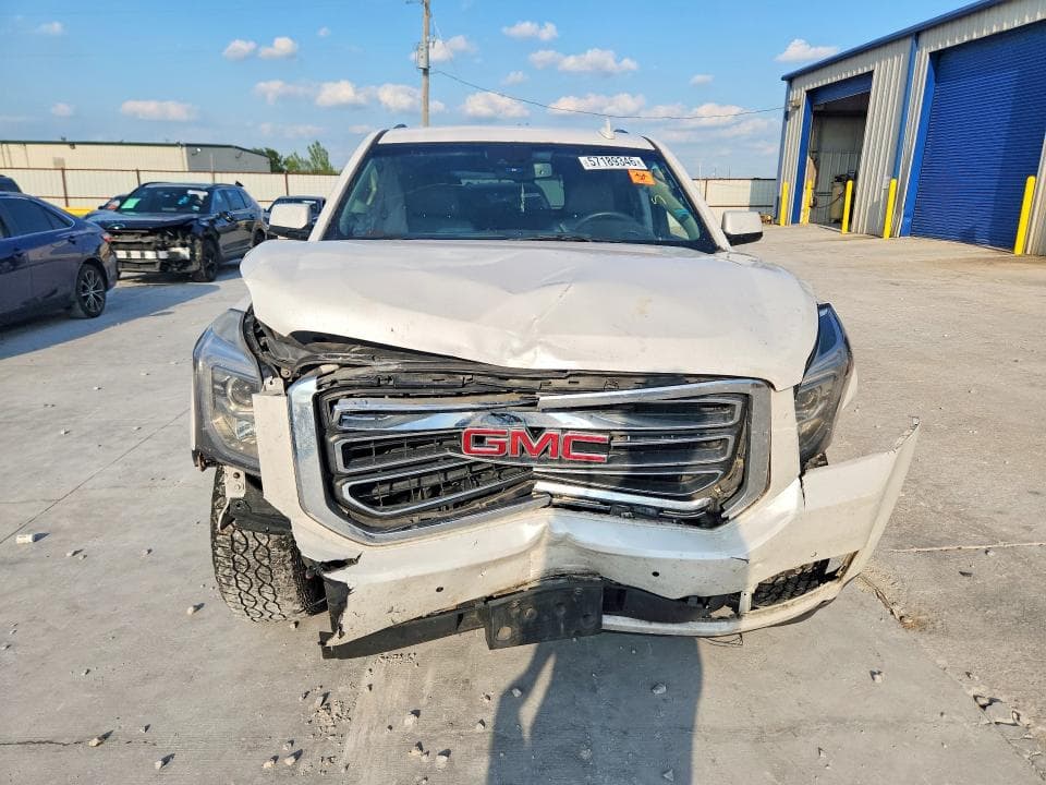 2017 GMC YUKON SLT 5