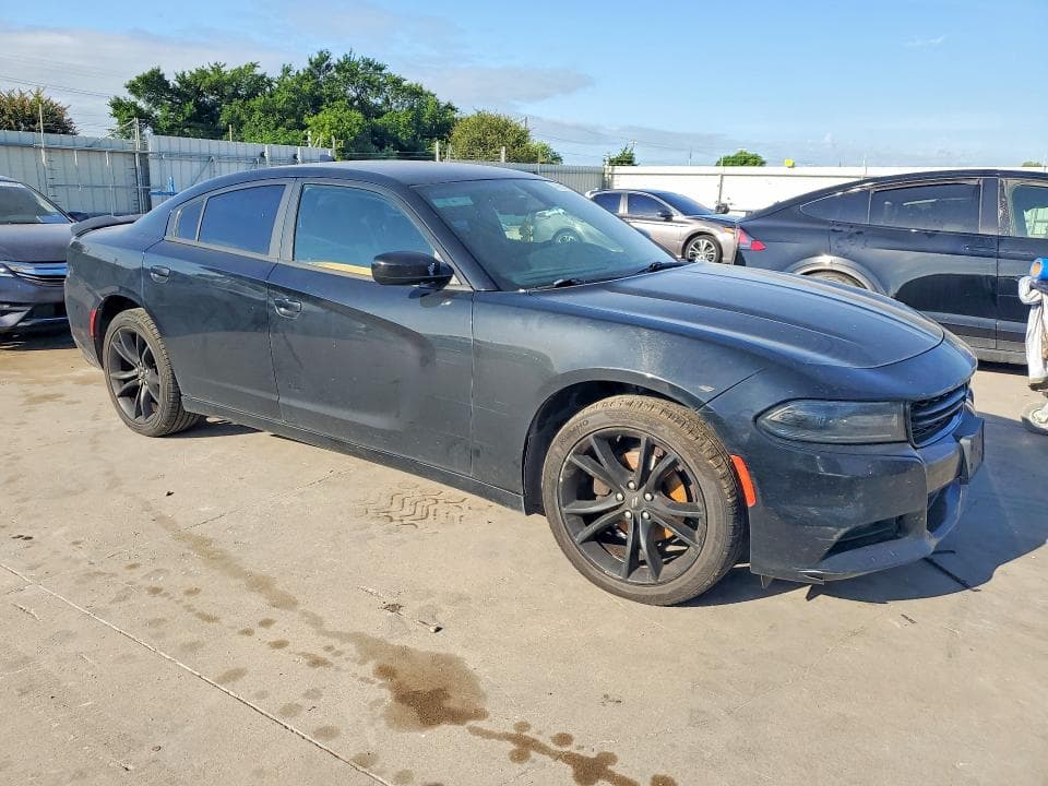 2017 DODGE CHARGER SXT 4