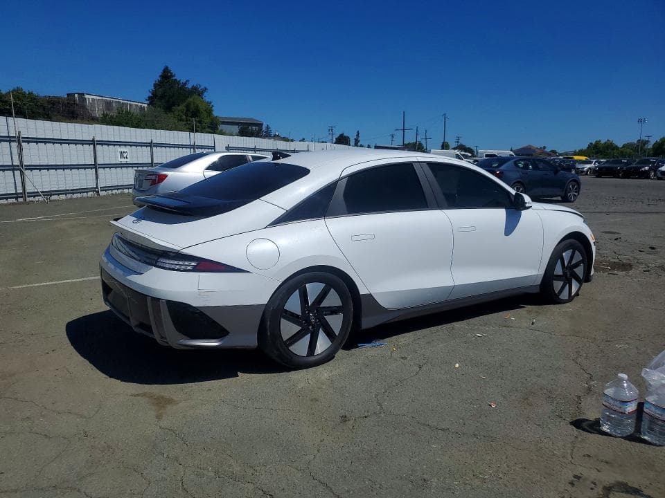 2025 HYUNDAI IONIQ 6 SE STANDARD RANGE 3