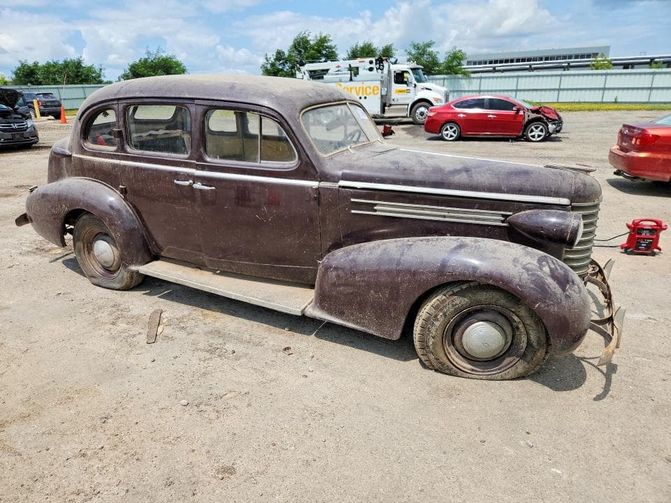 1938 OLDSMOBILE 88 4