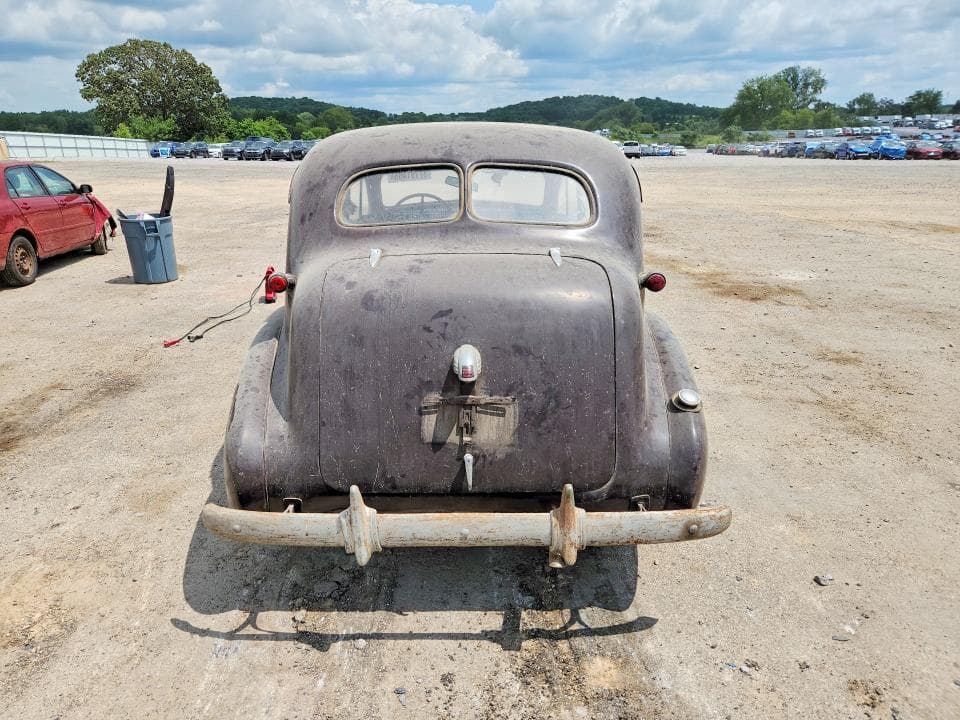 1938 OLDSMOBILE 88 6