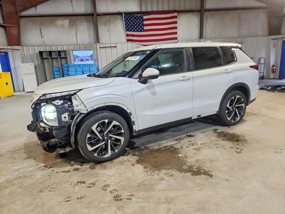 2022 MITSUBISHI OUTLANDER ES - 1