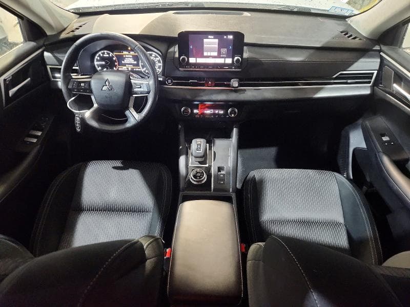 2022 MITSUBISHI OUTLANDER ES 8