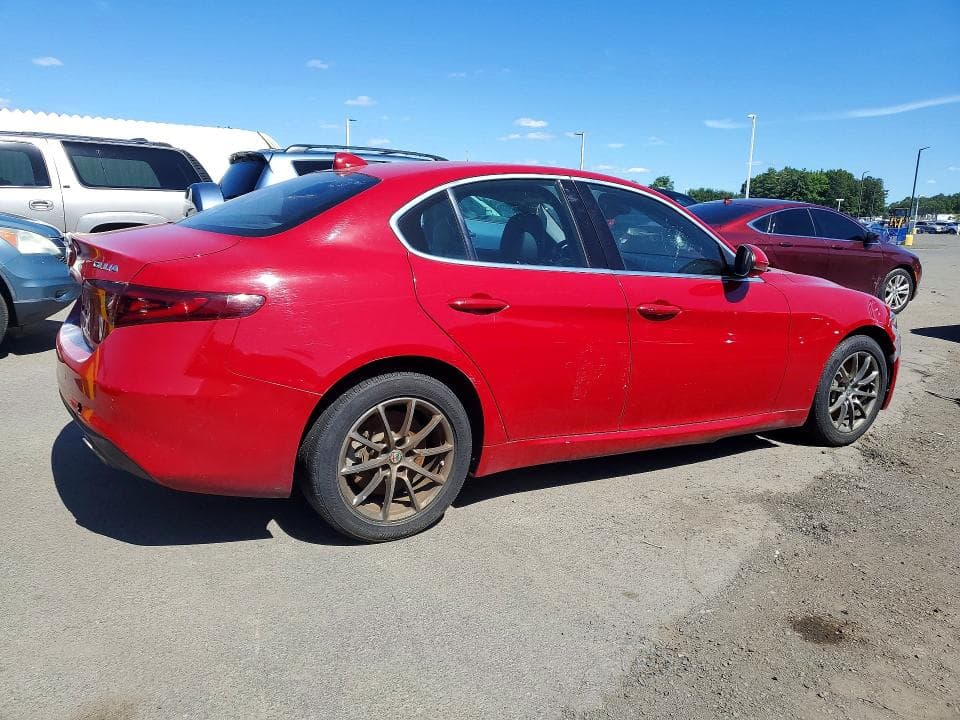 2020 ALFA ROMEO GIULIA 4