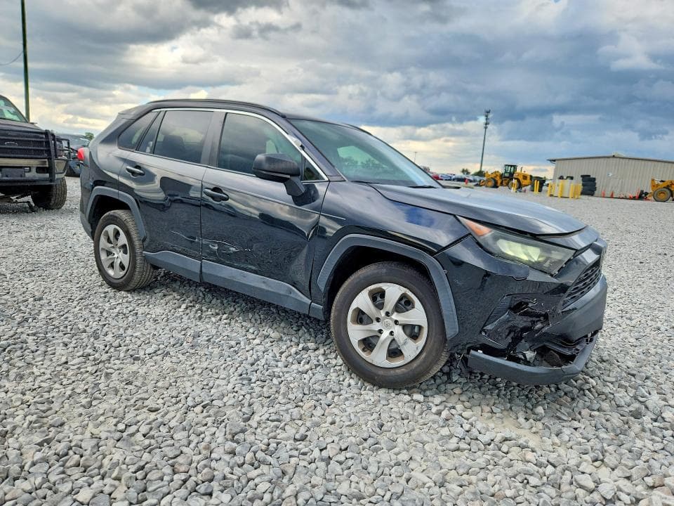 2021 TOYOTA RAV4 LE 4