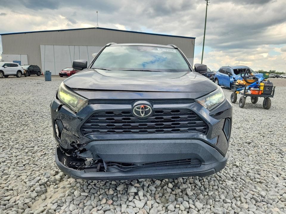 2021 TOYOTA RAV4 LE 5