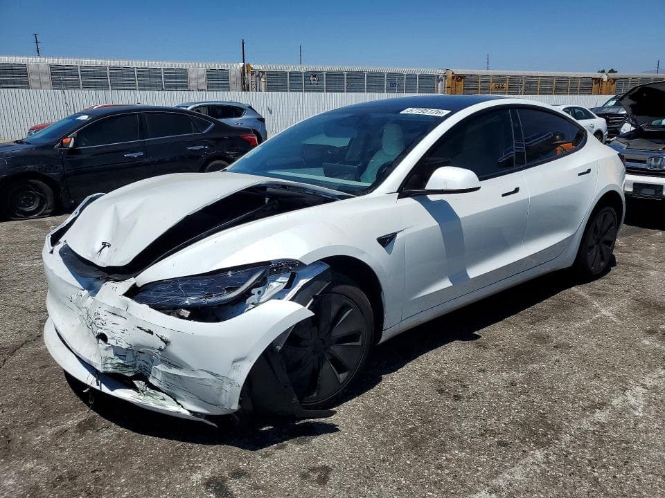 2026 TESLA MODEL 3 - 1